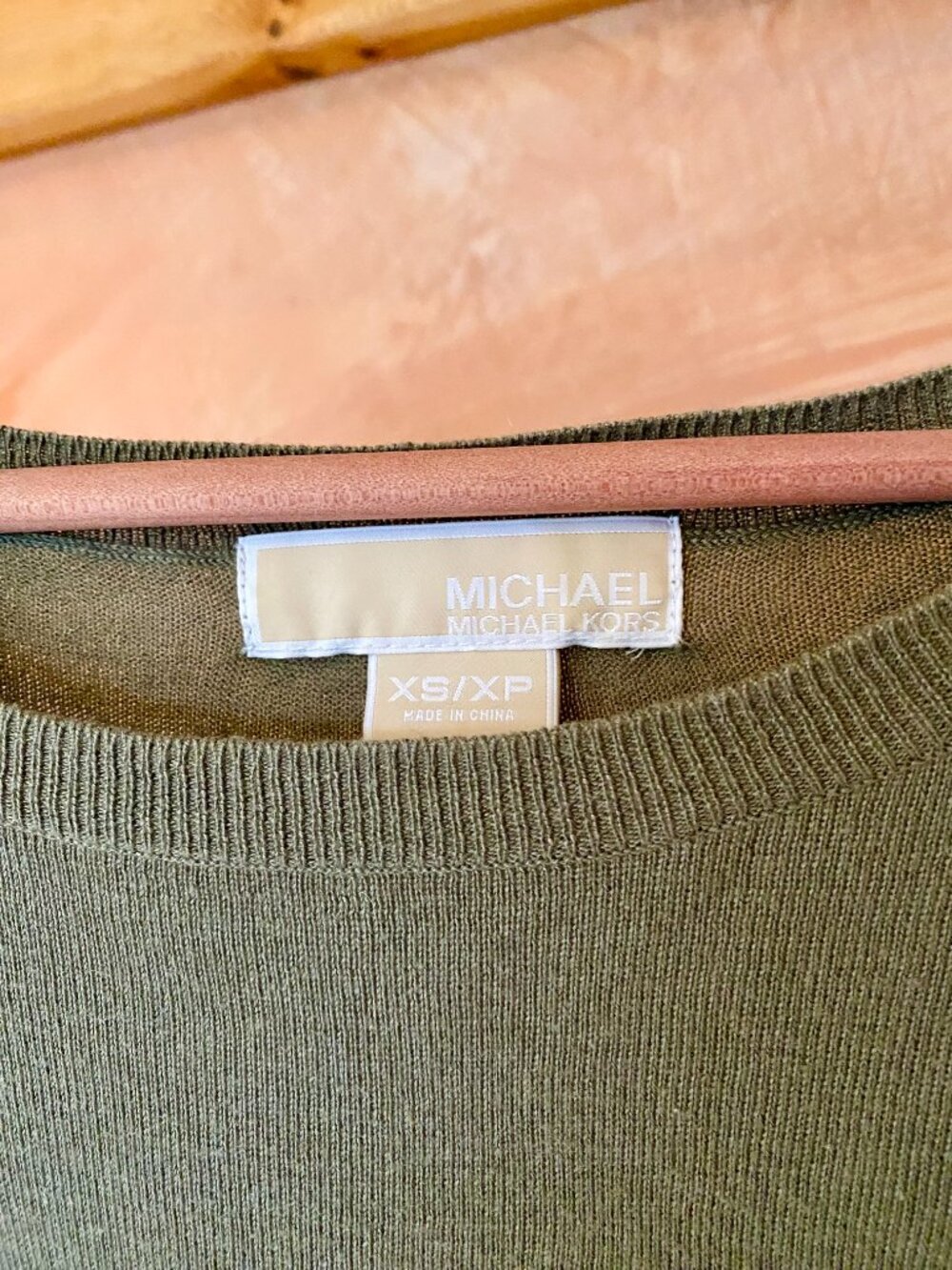 Michael Michael Kors 85% Silk 15% Cashmere Fine-Knit Ballet-Neck Pullover Xs View 3
